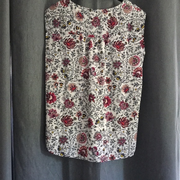 Multi colored shell - Picture 2 of 3